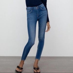 Zara Jeans